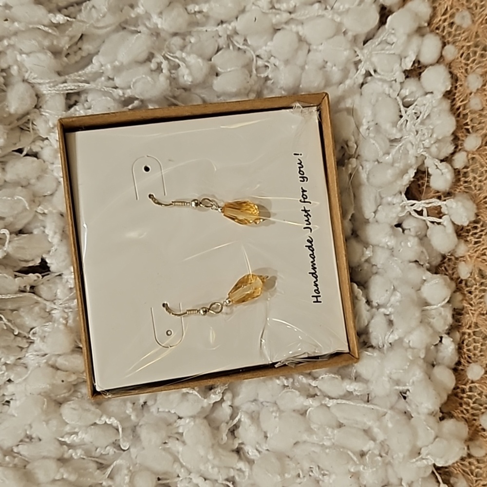Anushruti Earrings